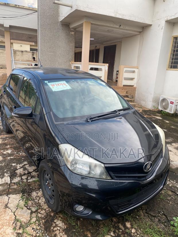 Toyota Vitz 1.3 AWD 3dr 2011 Black