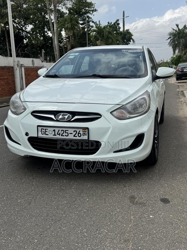 Hyundai Accent 2013 White