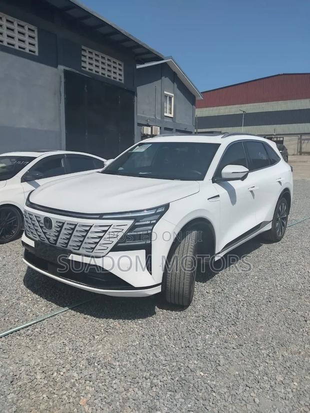 New Changan CS75 Plus 2025 White