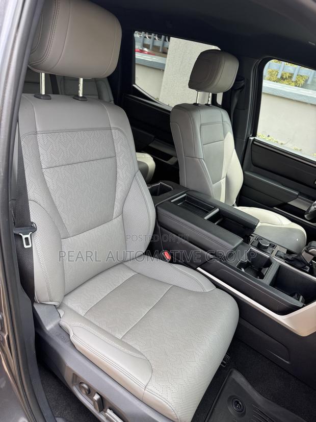 Toyota Tundra SR5 Double Cab 4WD LB 2025 Gray