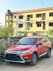 Mitsubishi Outlander 2017 Red for sale
