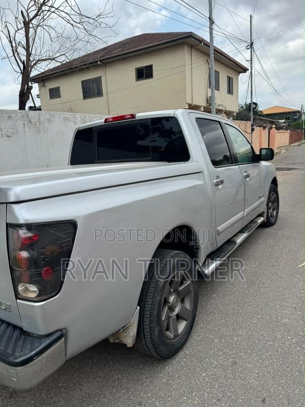 Nissan Titan Crew Cab 2006 Silver