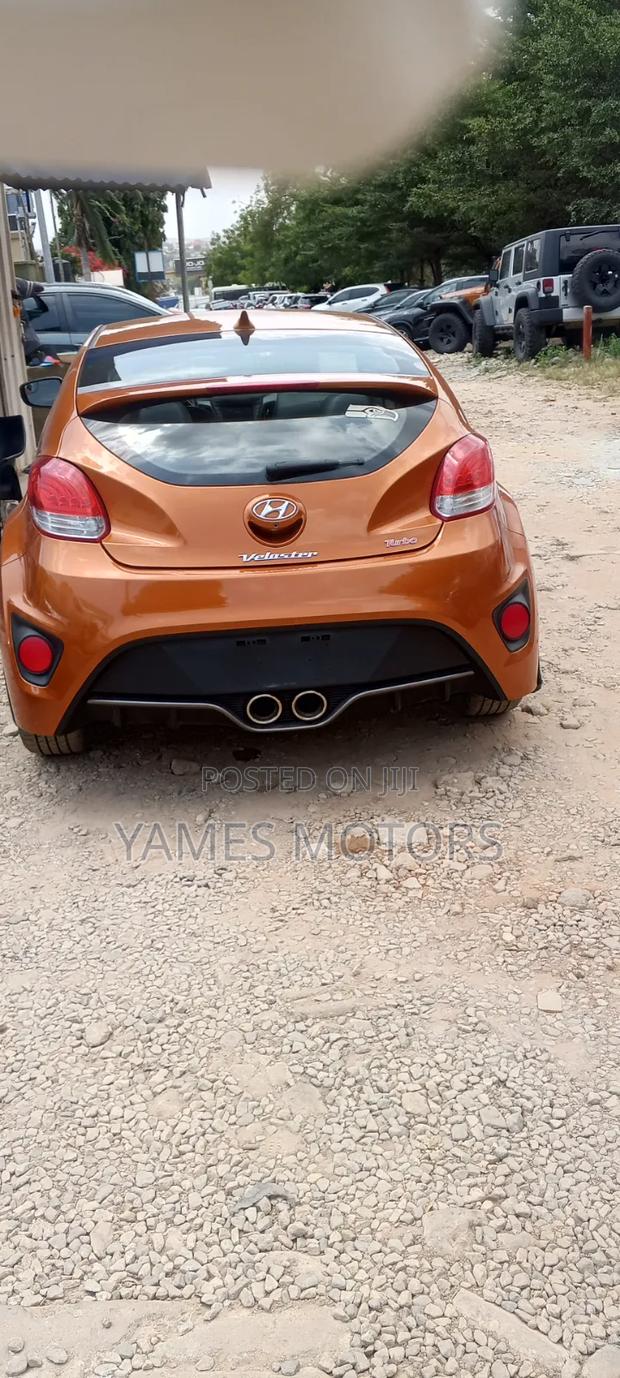 Hyundai Veloster 2015 Beige