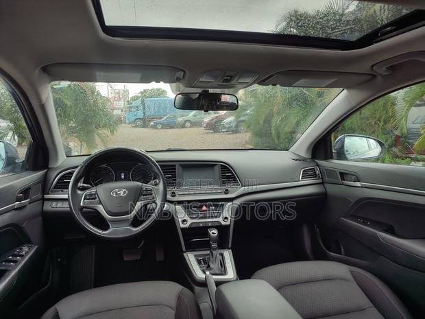 Hyundai Elantra ECO 2018 Blue