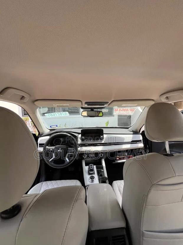 Mitsubishi Outlander SEL 2022 Black