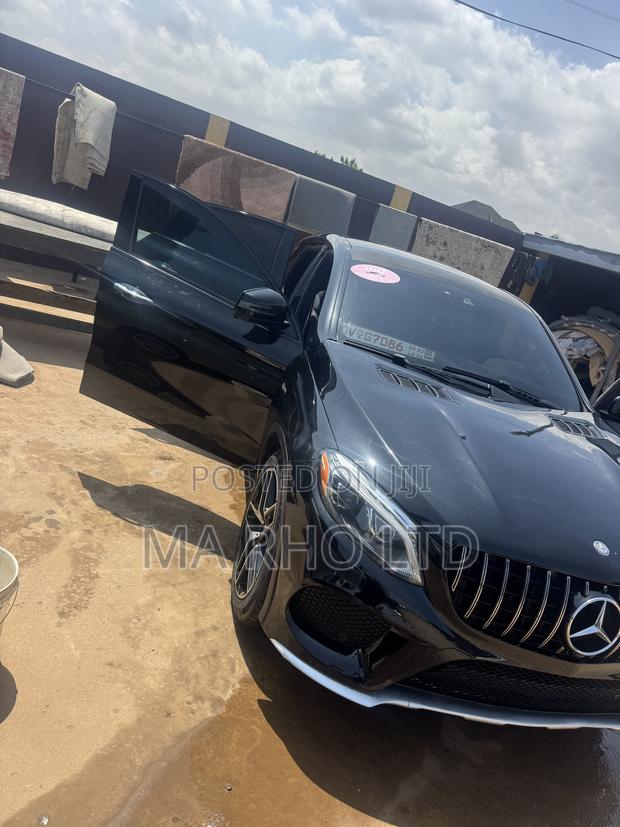 Mercedes-Benz GLE-Class 2017 Black