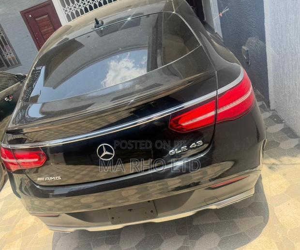 Mercedes-Benz GLE-Class 2017 Black