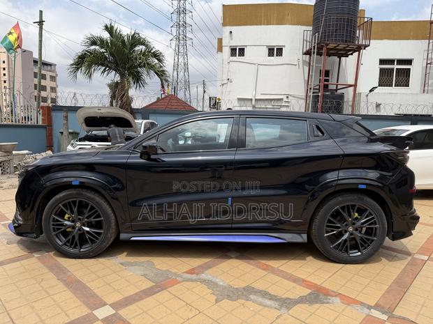 Changan UNI-T 1.5 FWD 2023 Black