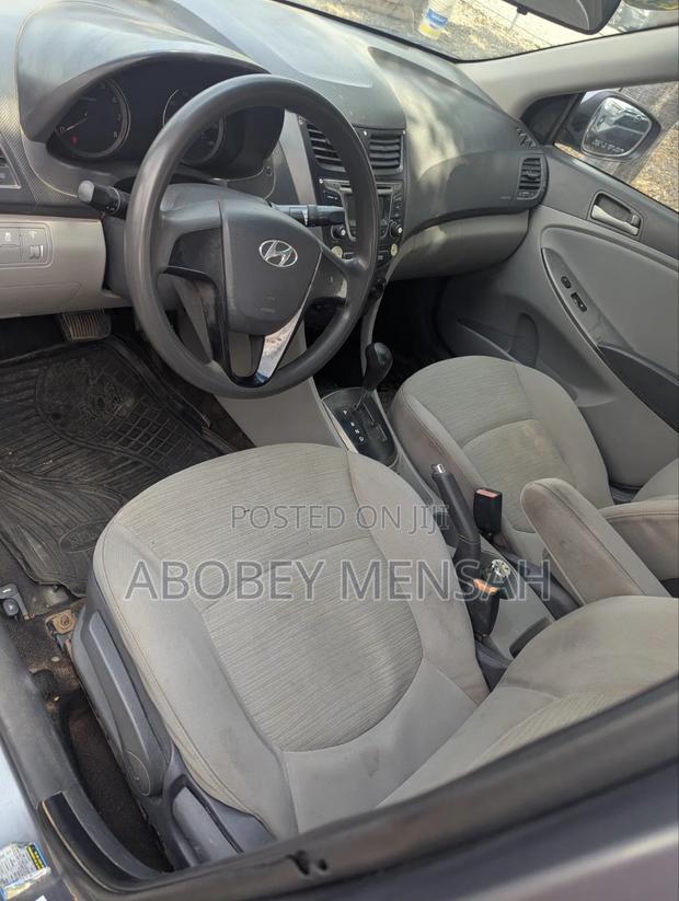 Hyundai Accent SE Sedan 2016 Gray