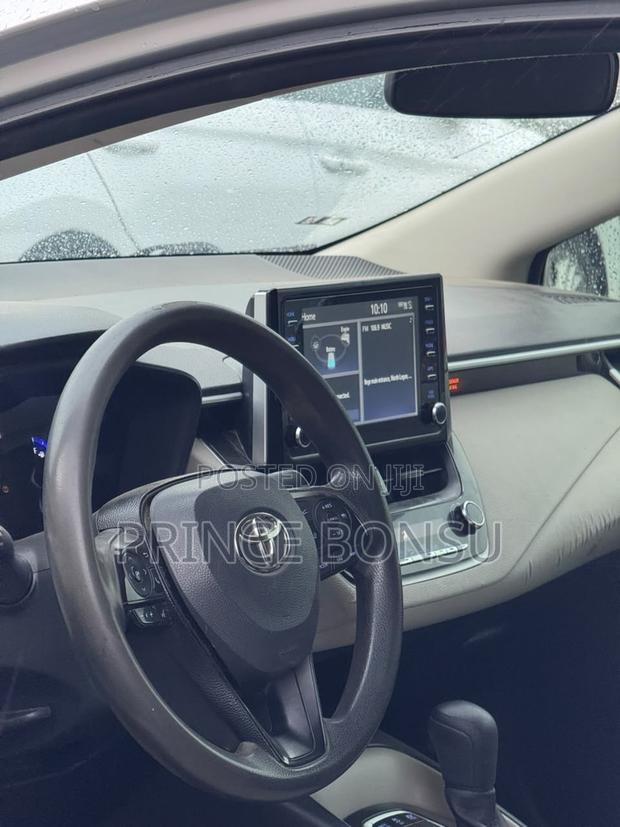 Toyota Corolla 2020 Silver