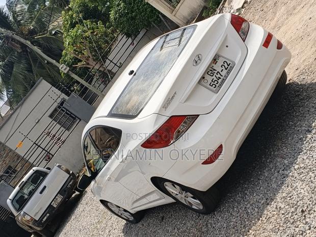 Hyundai Accent 2013 White