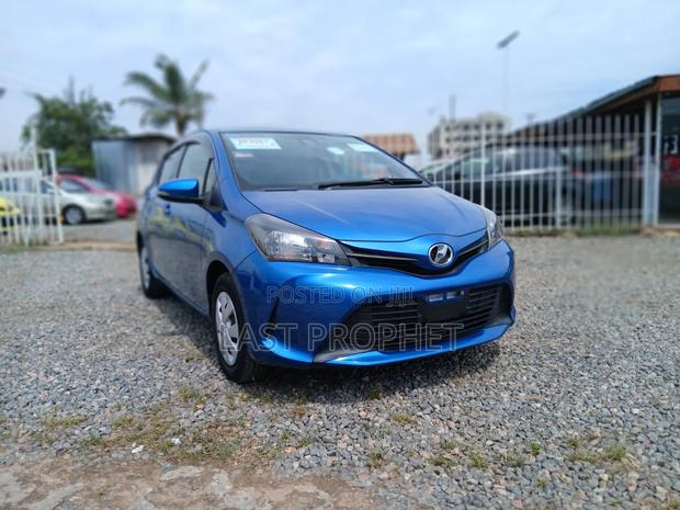 Toyota Vitz 1.3 FWD 5dr 2015 Blue