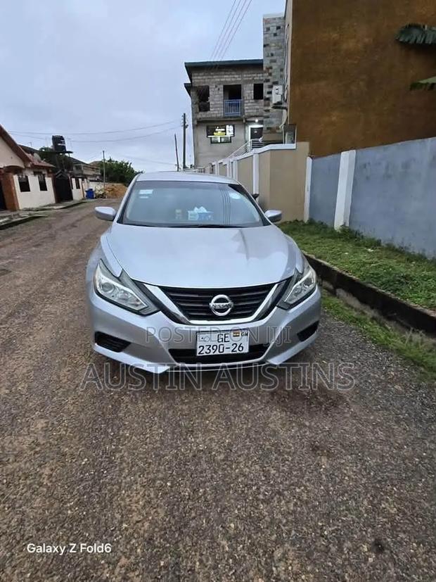 Nissan Altima 2016 Gray