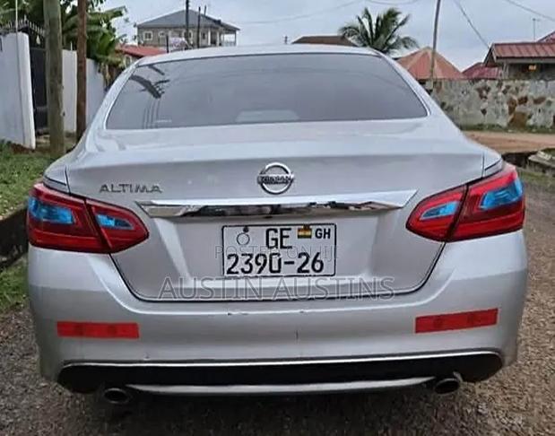 Nissan Altima 2016 Gray