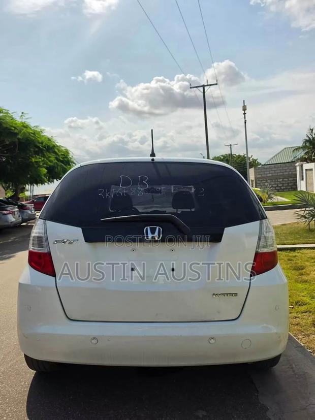 Honda Fit 2012 White