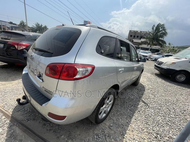 Hyundai Santa Fe Limited 2010 Silver
