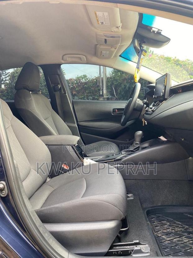 Toyota Corolla LE 2022