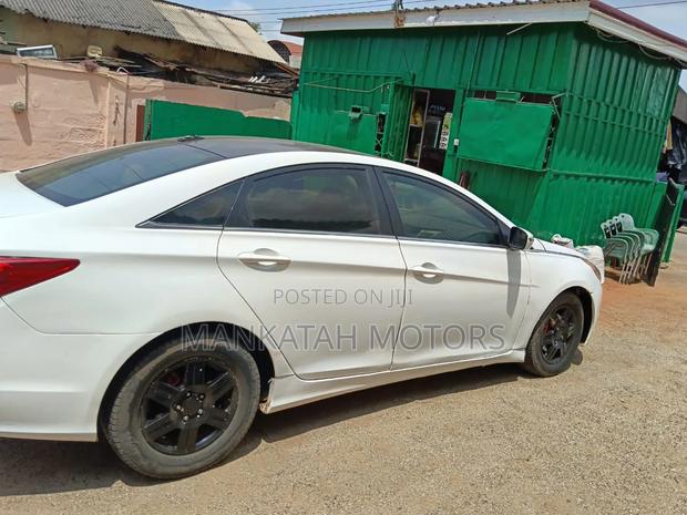 Hyundai Sonata 2012 White