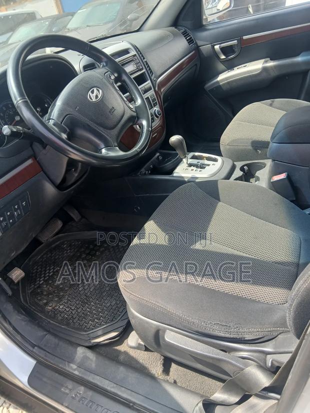 Hyundai Santa Fe 2.2 CRDi 4WD Automatic 2009 Silver