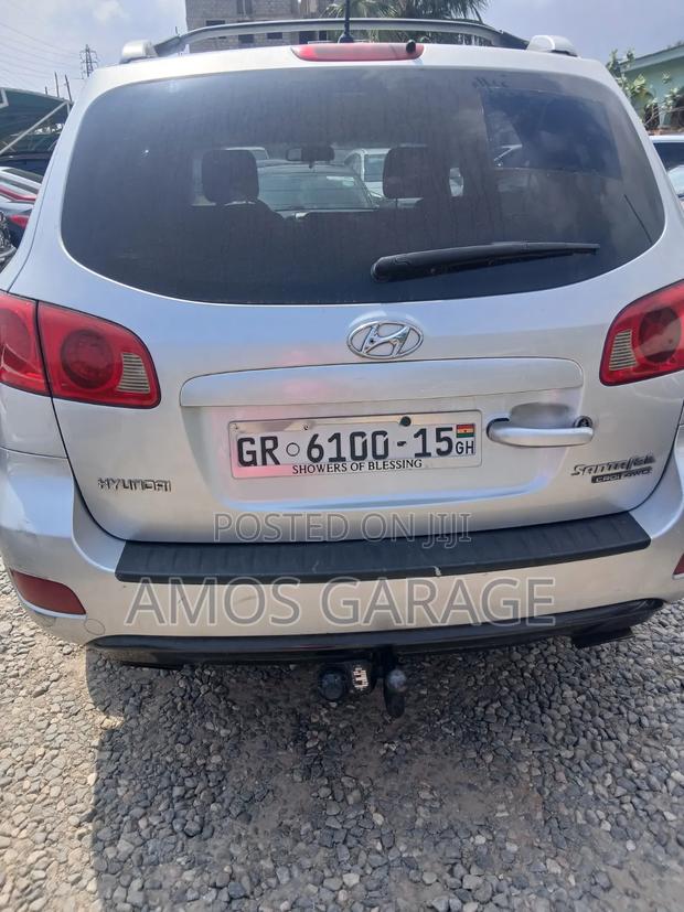 Hyundai Santa Fe 2.2 CRDi 4WD Automatic 2009 Silver