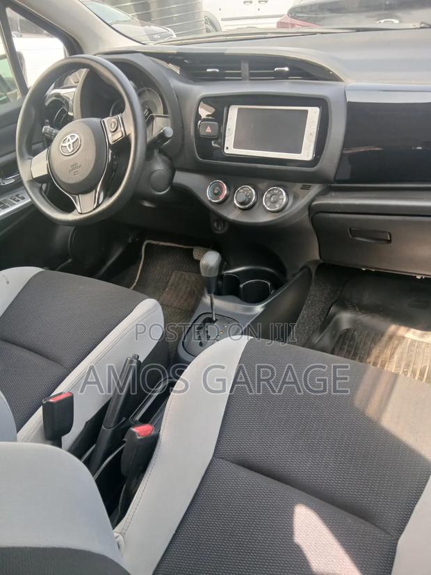 Toyota Vitz 1.3 AWD 3dr 2016 Brown