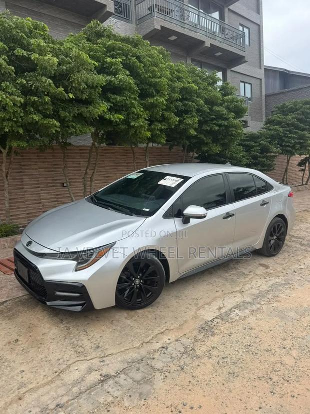 Toyota Corolla 2021 White