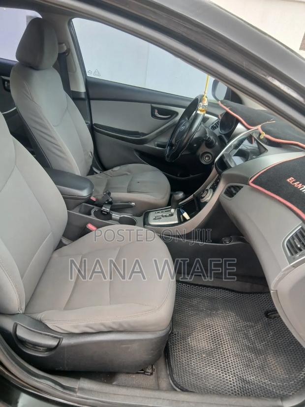 Hyundai Elantra 2012 Black
