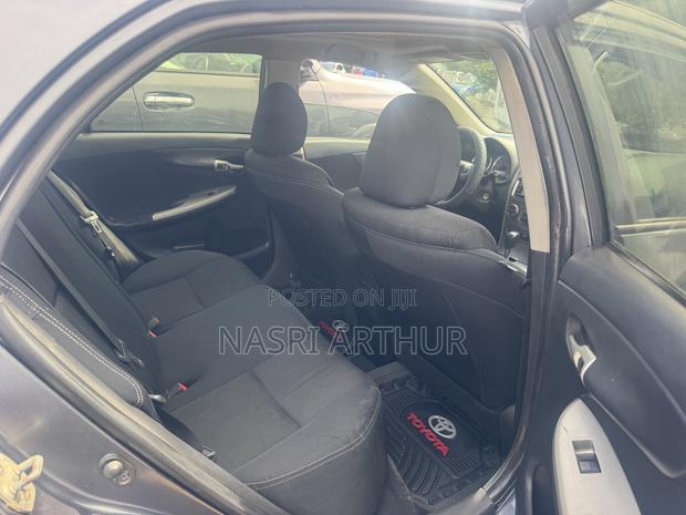 Toyota Corolla S 4dr Sedan (1.8L 4cyl 4A) 2013 Gray