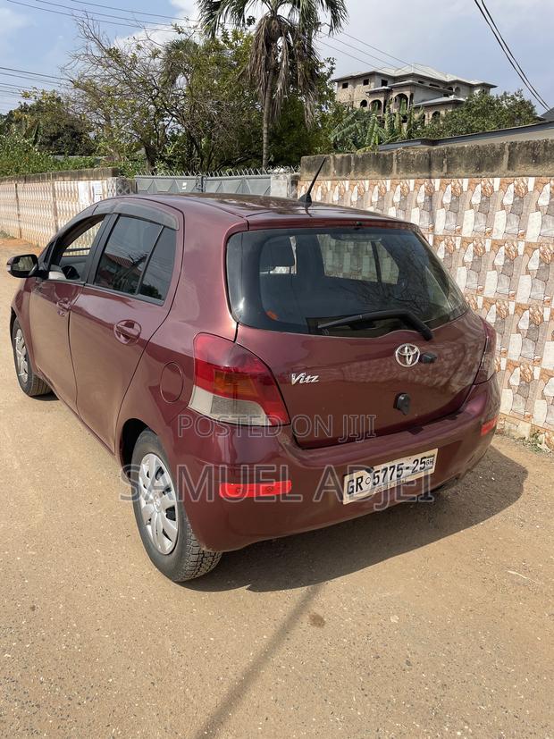 Toyota Vitz 2010