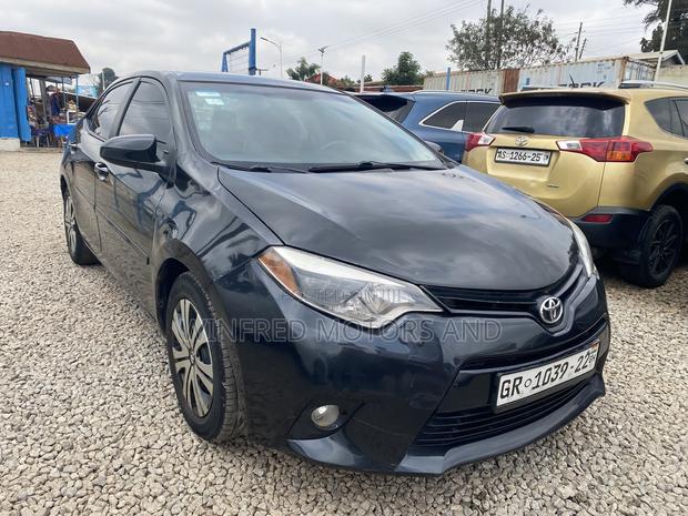 Toyota Corolla LE 4dr Sedan (1.8L 4cyl CVT) 2016 Black