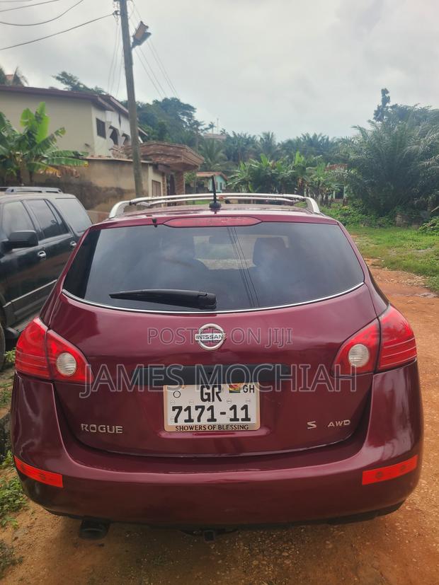 Nissan Rogue 2009 Red