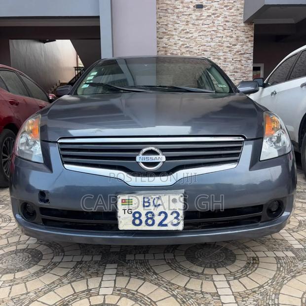 Nissan Altima 2011 Gray