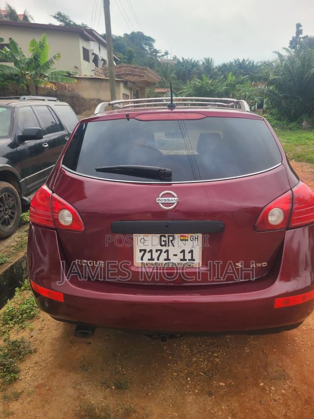 Nissan Rogue 2009 Red