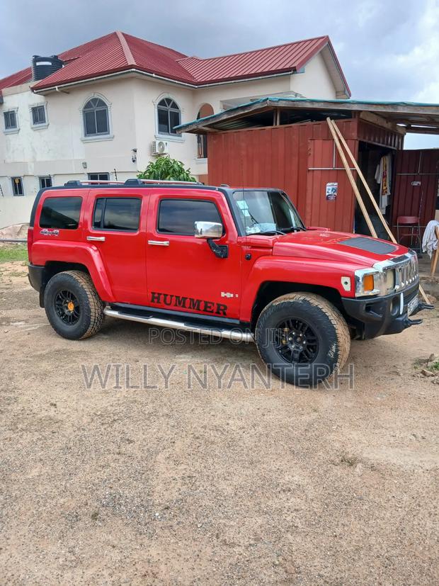 Hummer H3 2007 Red