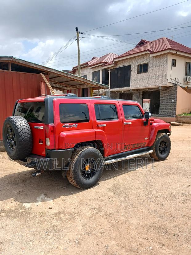 Hummer H3 2007 Red