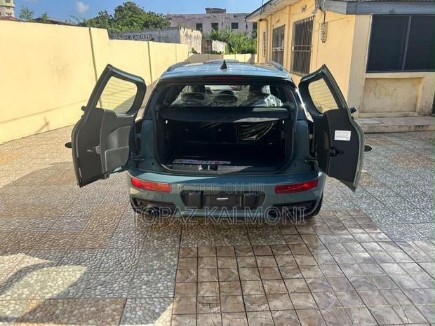 Mini Clubman 2024 Blue