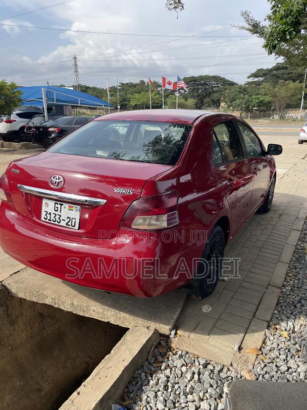 Toyota Yaris 2010 Red