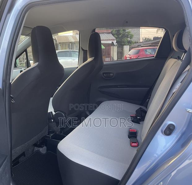 Toyota Vitz 1.3 AWD 3dr 2013 Blue