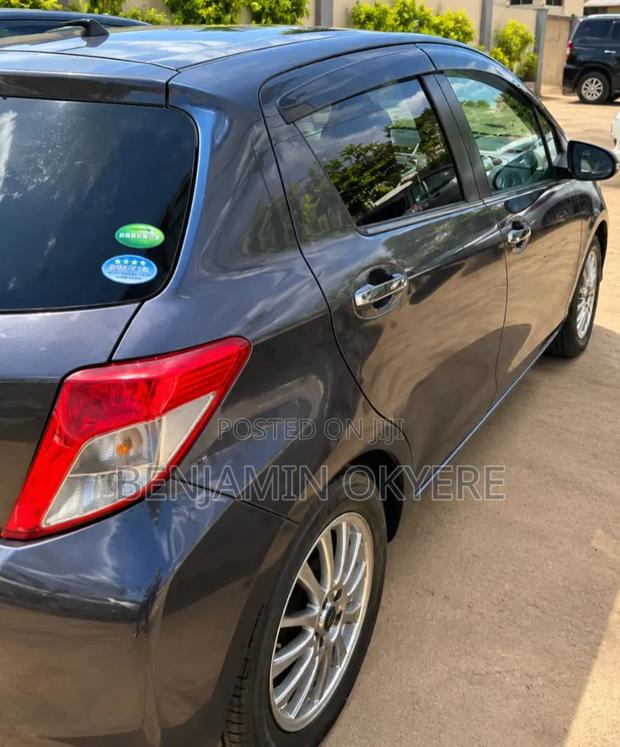 Toyota Vitz 2014 Black