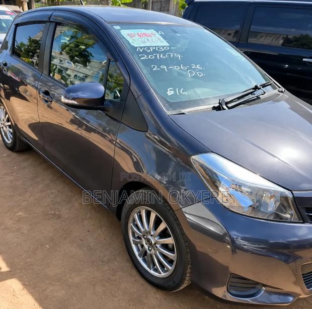 Toyota Vitz 2014 Black