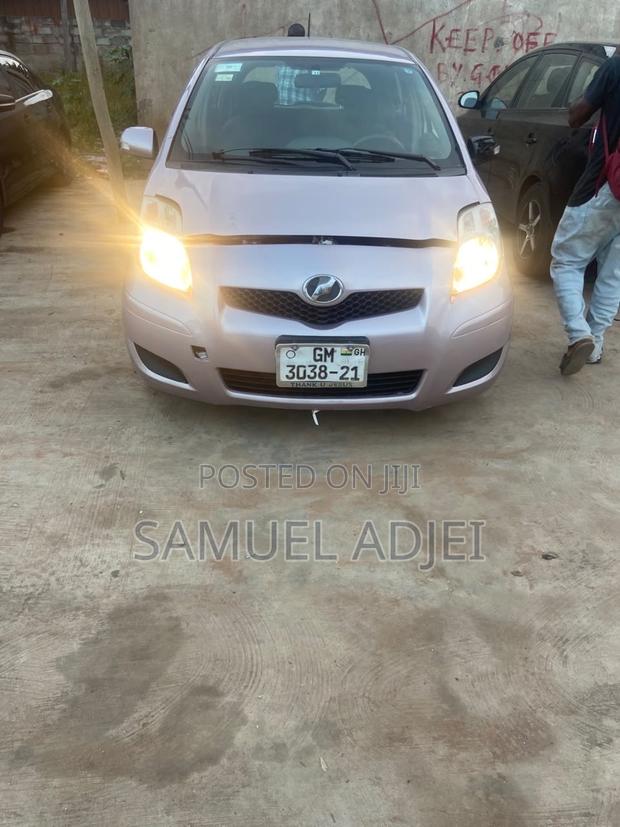 Toyota Vitz 2010