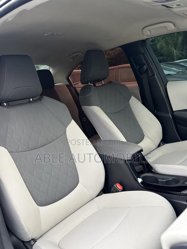 Toyota Corolla LE 2022 Blue