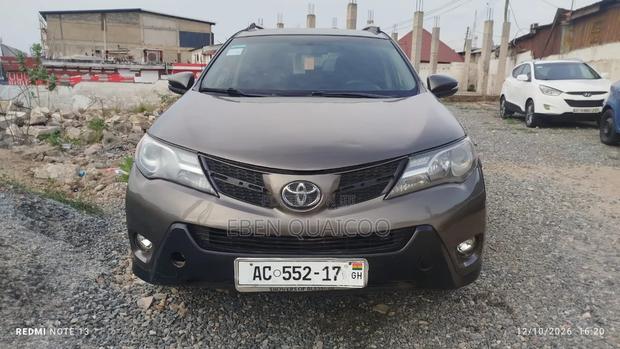 Toyota RAV4 2015 Gray