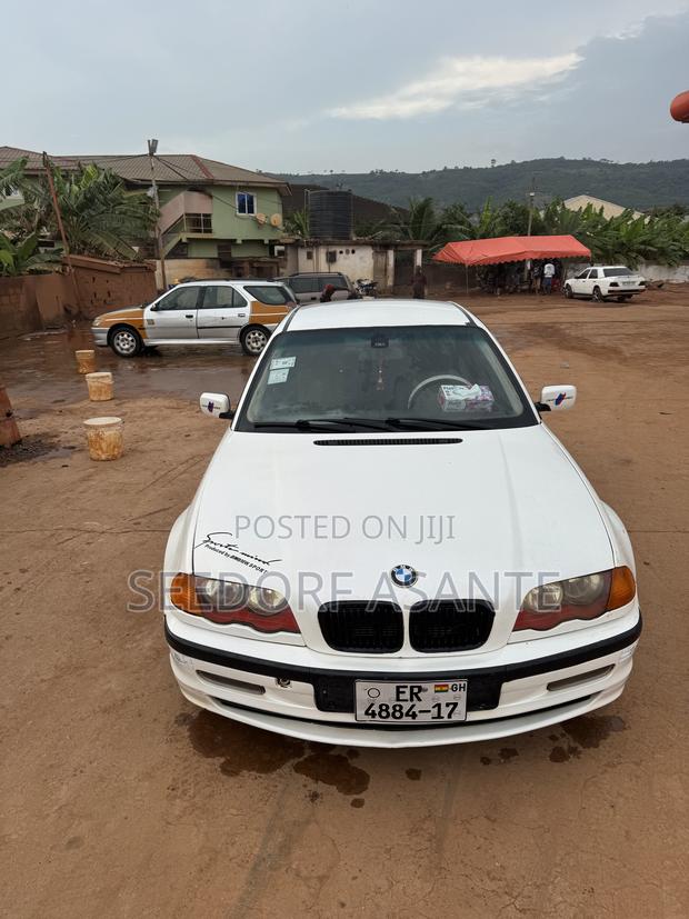 BMW 318i 2006 White