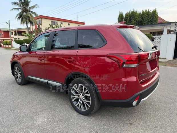 Mitsubishi Outlander SE AWC 2017 Red
