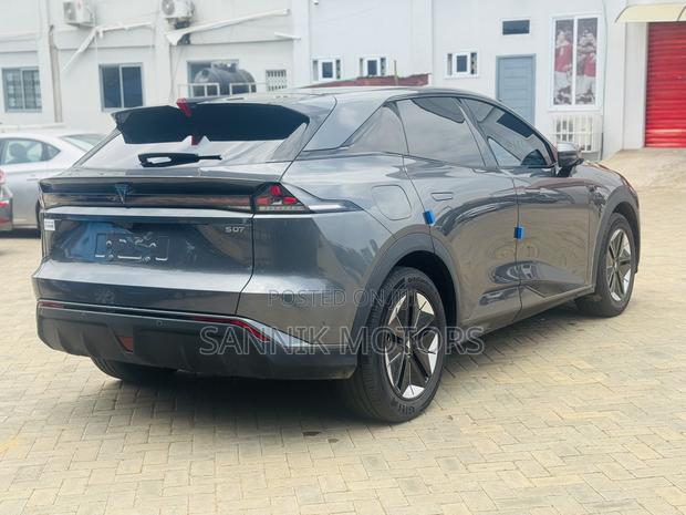 New Deepal S07 2025 Gray