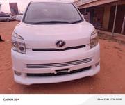 Toyota Voxy X 4WD 8-Seater 2010 White for sale
