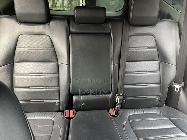 Honda CR-V Touring AWD 2019 Gray