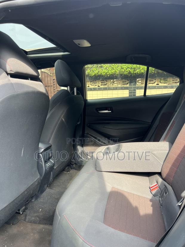 Toyota Corolla SE 2024 Blue
