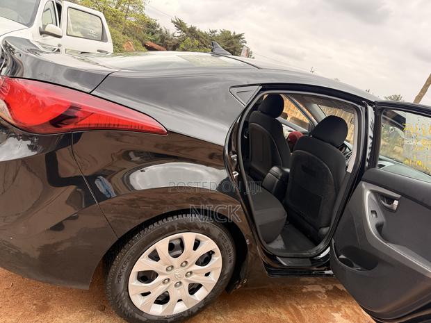 Hyundai Elantra SE 4dr Sedan (1.8L 4cyl 6M) 2015 Black